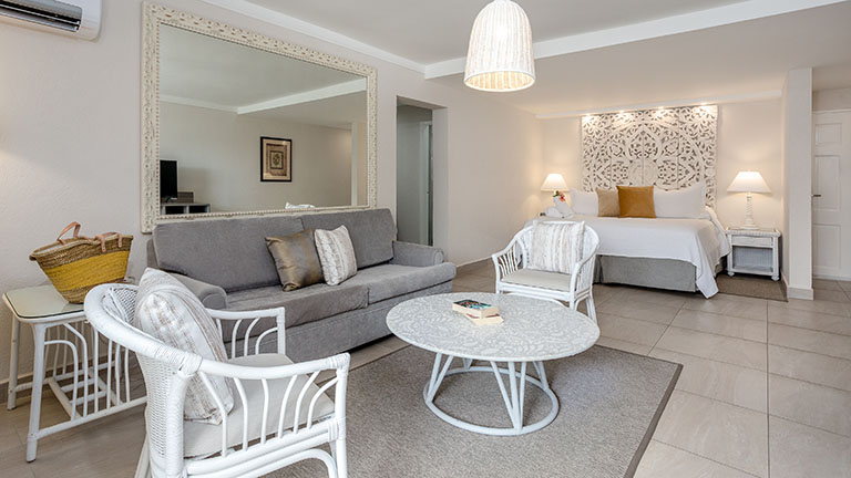 Deluxe Signature Room