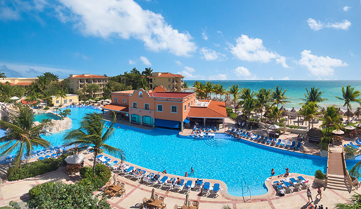 27 km from CUN airport 27 km from CUN airport