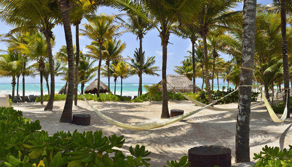 Beach Lounge