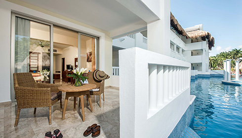 Deluxe Junior Suite Swim-Out - exterior