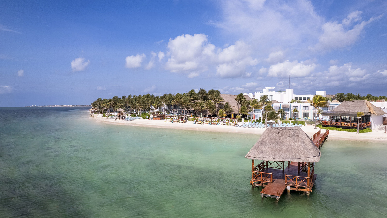 19 km from CUN airport 19 km from CUN airport