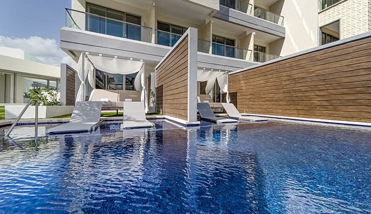 Junior Suite Swim Out