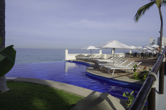 Pool area