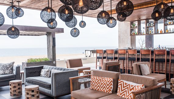 Peninsula Bar view