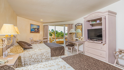 Standard Partial Ocean View Two Doubles