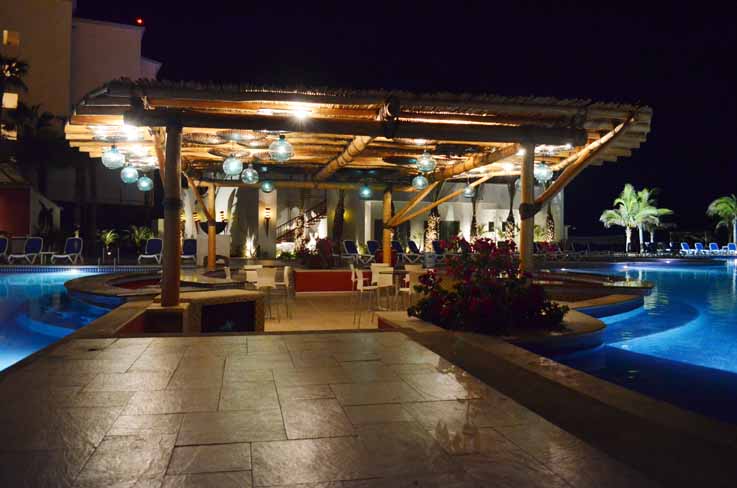 Pool bar