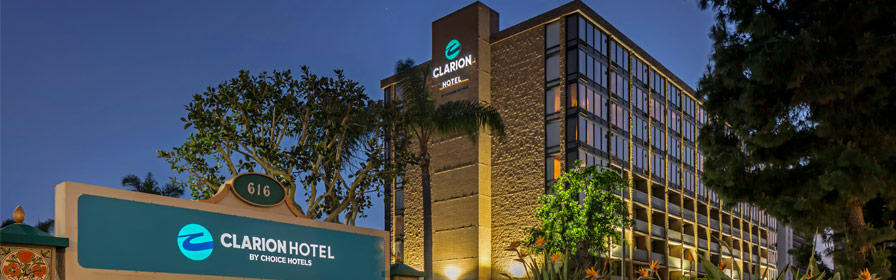 Exterior view of Clarion Hotel Anaheim